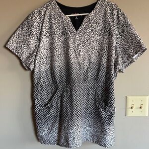 Printed Scrub Top